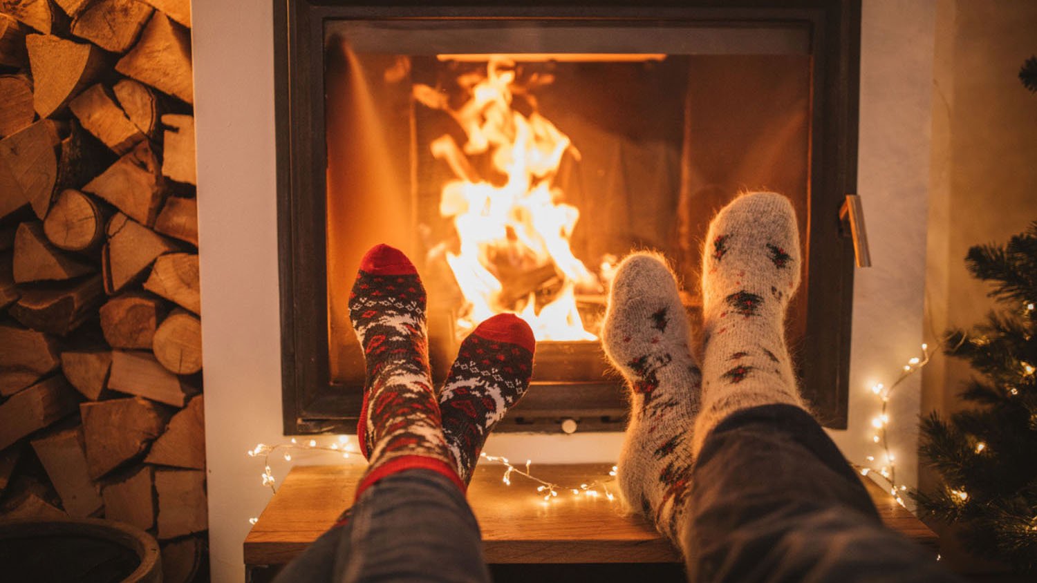 Building the Perfect Indoor Winter Fire